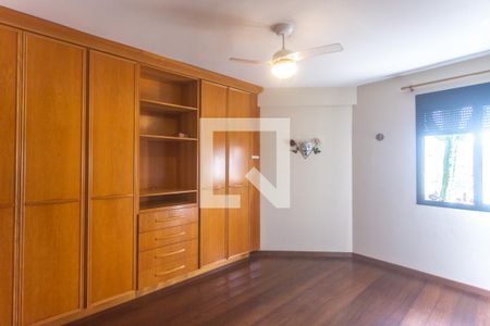 Apartamento para alugar com 130m², 3 quartos e 2 vagasSuíte