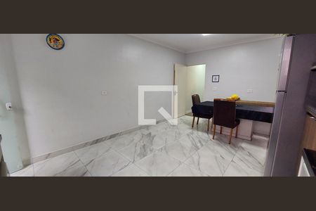 Casa à venda com 140m², 3 quartos e 2 vagas Casa à venda com 140m², 3 quartos e 2 vagasCozinha