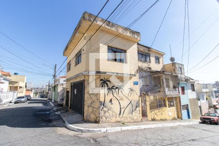 Casa à venda com 120m², 4 quartos e 2 vagasFachada