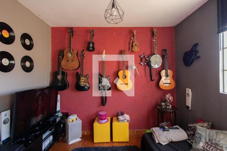 Sala de casa à venda com 4 quartos, 120m² em Vila Medeiros, São Paulo