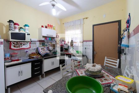 Casa à venda com 120m², 4 quartos e 2 vagasCozinha 2