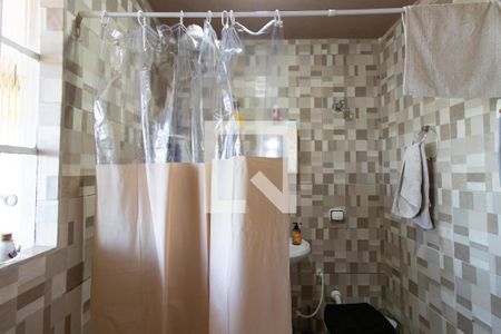 Casa à venda com 120m², 4 quartos e 2 vagasBanheiro Social