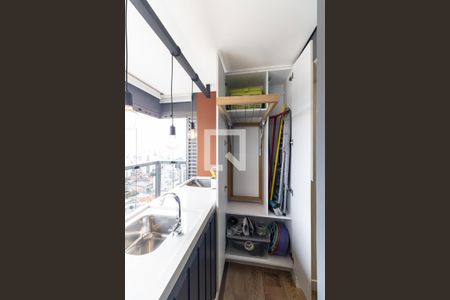 Apartamento para alugar com 100m², 1 quarto e 2 vagasLavanderia