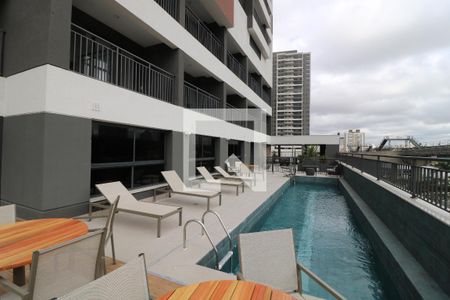 Studio à venda com 26m², 1 quarto e sem vagaÁrea comum - Piscina