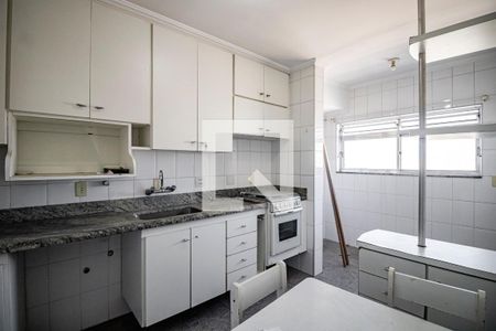 Apartamento à venda com 160m², 3 quartos e 3 vagasCozinha