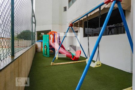Apartamento à venda com 160m², 3 quartos e 3 vagasÁrea Comum - Playground