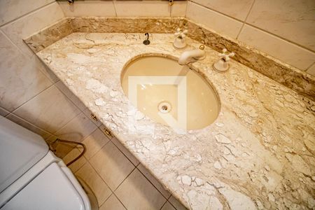 Apartamento à venda com 160m², 3 quartos e 3 vagasBanheiro da Suíte - Torneira