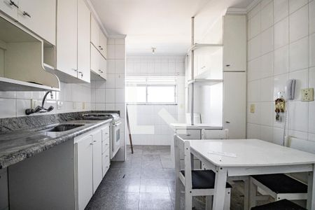 Apartamento à venda com 160m², 3 quartos e 3 vagasCozinha