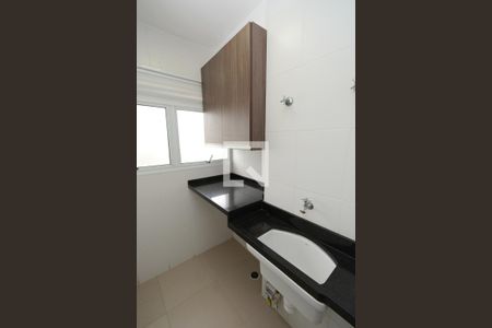 Apartamento para alugar com 63m², 2 quartos e 1 vagaÁrea de Serviço