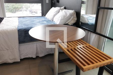 Studio para alugar com 28m², 1 quarto e 1 vaga Studio para alugar com 28m², 1 quarto e 1 vagaStudio