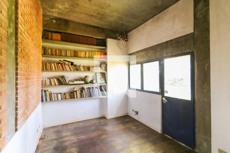 Casa à venda com 260m², 4 quartos e 4 vagasEscritório