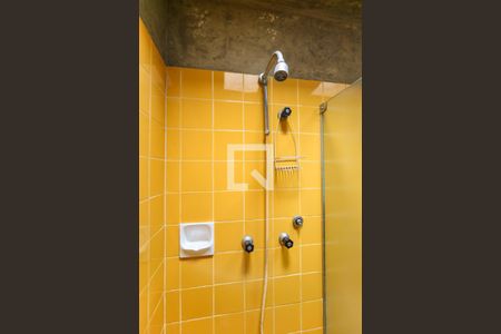 Casa à venda com 260m², 4 quartos e 4 vagasBanheiro da Suíte