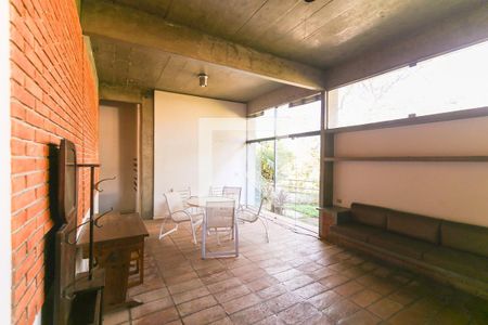 Casa à venda com 260m², 4 quartos e 4 vagasSala