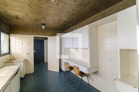 Casa à venda com 260m², 4 quartos e 4 vagasCozinha