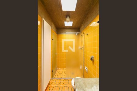 Casa à venda com 260m², 4 quartos e 4 vagasBanheiro da Suíte