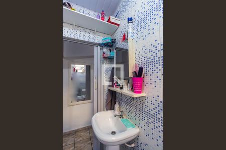 Casa à venda com 250m², 8 quartos e sem vaga Casa à venda com 250m², 8 quartos e sem vagaBanheiro