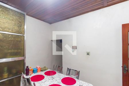 Casa à venda com 250m², 8 quartos e sem vaga Casa à venda com 250m², 8 quartos e sem vagaCozinha 1