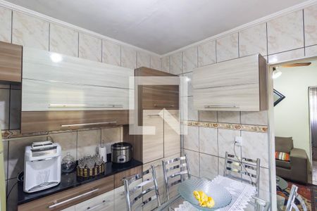 Casa à venda com 250m², 8 quartos e sem vaga Casa à venda com 250m², 8 quartos e sem vagaCozinha 2