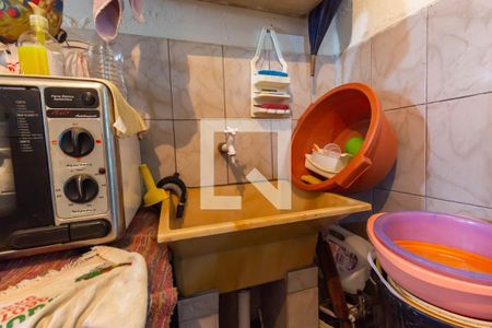 Casa à venda com 250m², 8 quartos e sem vaga Casa à venda com 250m², 8 quartos e sem vagaCozinha