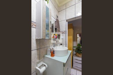 Casa à venda com 250m², 8 quartos e sem vaga Casa à venda com 250m², 8 quartos e sem vagaBanheiro