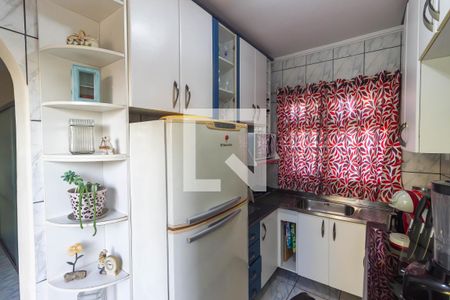 Casa à venda com 250m², 8 quartos e sem vaga Casa à venda com 250m², 8 quartos e sem vagaCozinha