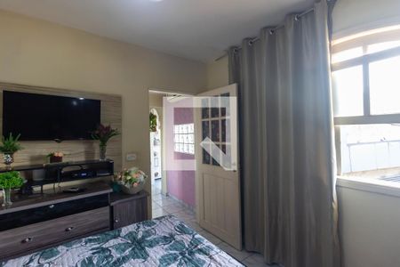 Casa à venda com 250m², 8 quartos e sem vaga Casa à venda com 250m², 8 quartos e sem vagaQuarto 8