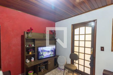 Casa à venda com 250m², 8 quartos e sem vaga Casa à venda com 250m², 8 quartos e sem vagaSala