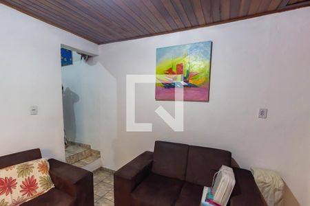 Casa à venda com 250m², 8 quartos e sem vaga Casa à venda com 250m², 8 quartos e sem vagaSala