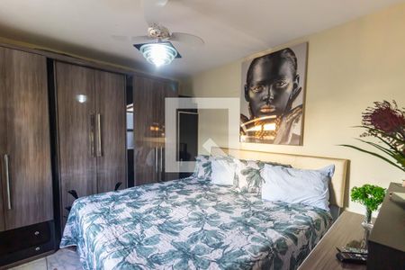 Casa à venda com 250m², 8 quartos e sem vaga Casa à venda com 250m², 8 quartos e sem vagaQuarto 8