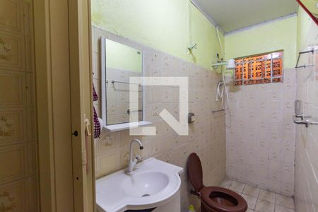 Casa à venda com 250m², 8 quartos e sem vaga Casa à venda com 250m², 8 quartos e sem vagaBanheiro