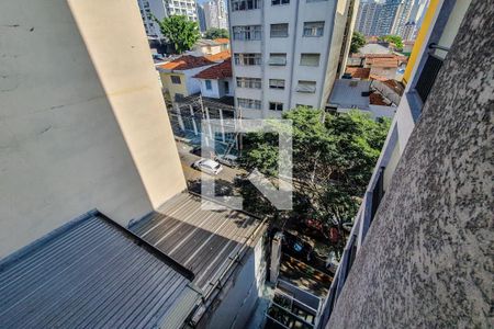 varanda vista de apartamento para alugar com 1 quarto, 28m² em Vila Mariana, São Paulo