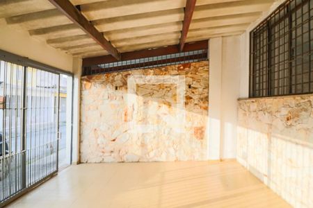 Casa à venda com 110m², 3 quartos e 2 vagas Casa à venda com 110m², 3 quartos e 2 vagasGaragem