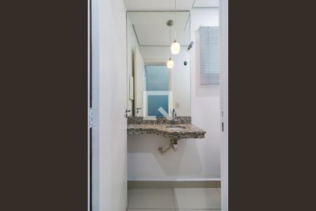 Lavabo de casa à venda com 3 quartos, 148m² em Jardim Monte Kemel, São Paulo