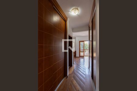 Casa à venda com 317m², 4 quartos e 4 vagasCloset da Suíte 1