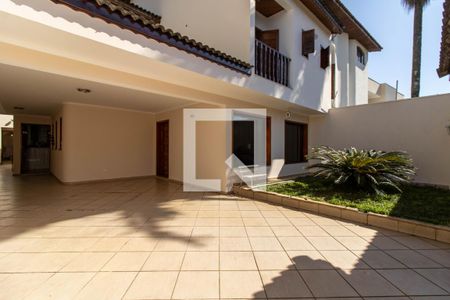 Casa à venda com 317m², 4 quartos e 4 vagasÁrea Externa