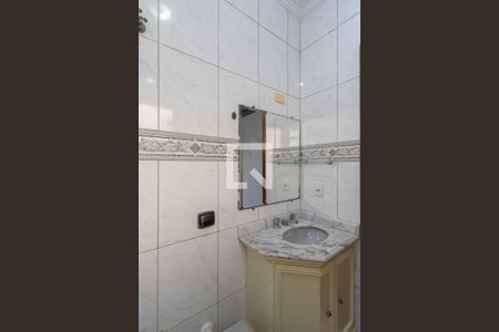 Casa à venda com 317m², 4 quartos e 4 vagasBanheiro da Suíte 2