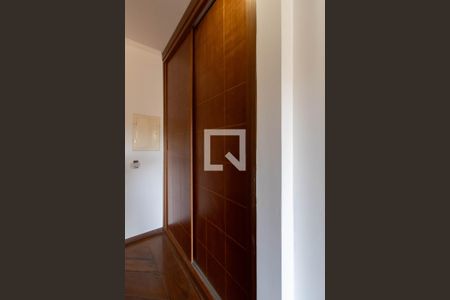 Casa à venda com 317m², 4 quartos e 4 vagasCloset da Suíte 1