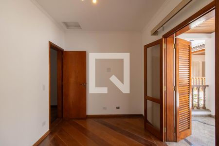 Casa à venda com 317m², 4 quartos e 4 vagasQuarto 4