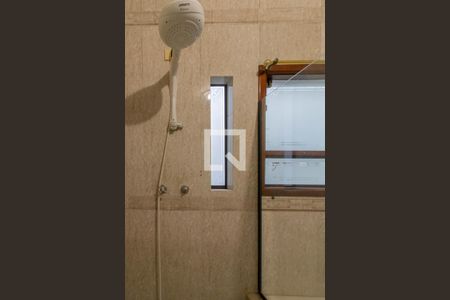 Casa à venda com 317m², 4 quartos e 4 vagasBanheiro da Suíte 1