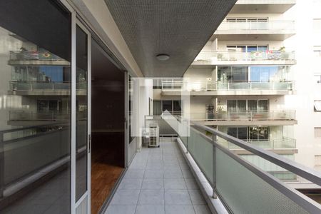 Sala varanda de apartamento para alugar com 3 quartos, 180m² em Indianópolis, São Paulo