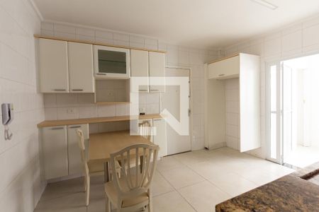 Apartamento para alugar com 180m², 3 quartos e 2 vagas Apartamento para alugar com 180m², 3 quartos e 2 vagasCozinha