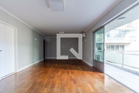 Apartamento para alugar com 3 quartos, 180m² em Indianópolis, São Paulo