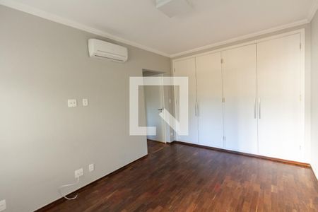 Apartamento para alugar com 180m², 3 quartos e 2 vagas Apartamento para alugar com 180m², 3 quartos e 2 vagasSuíte 3