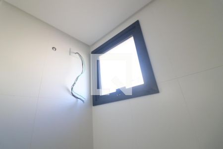 Banheiro  de kitnet/studio à venda com 1 quarto, 30m² em Santana, São Paulo