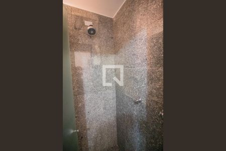 Casa de condomínio à venda com 420m², 4 quartos e 5 vagasBanheiro Quarto 3 e 4