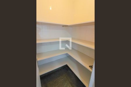 Casa de condomínio à venda com 420m², 4 quartos e 5 vagasCozinha