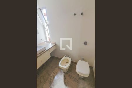 Casa de condomínio à venda com 420m², 4 quartos e 5 vagasSuite 02