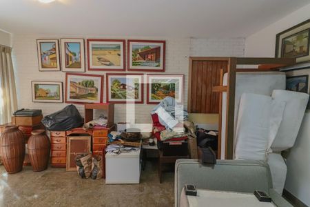 Casa de condomínio à venda com 420m², 4 quartos e 5 vagasSalão de festas