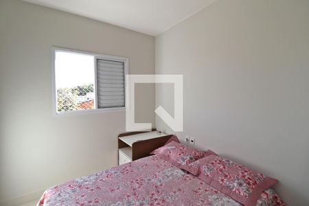 Quarto 1 de apartamento para alugar com 2 quartos, 88m² em Presidente Roosevelt, Uberlândia
