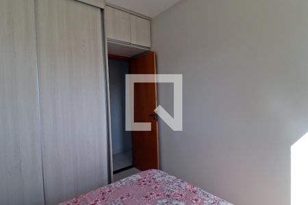 Quarto 1 de apartamento para alugar com 2 quartos, 88m² em Presidente Roosevelt, Uberlândia